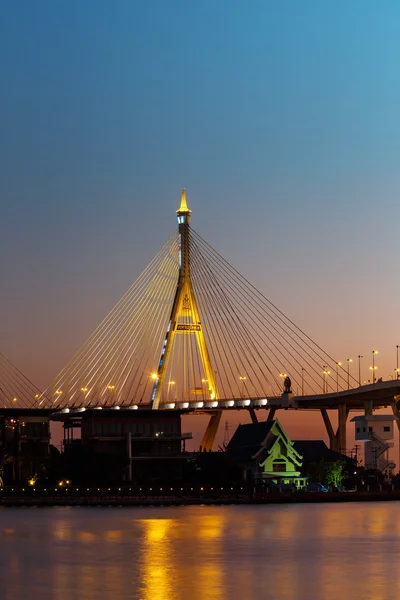 Bhumibol Bridge of industriële ringweg brug — Stockfoto