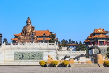 Laozi heykel yuanxuan taoist tapınakta guangzhou