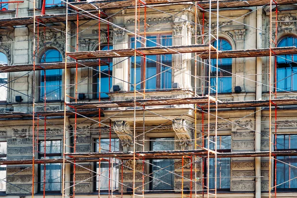 Reparação Fachada Belo Edifício Histórico — Fotografia de Stock