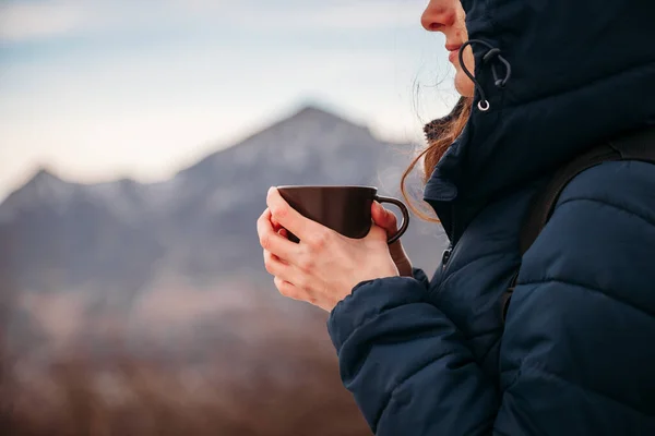 Close Tourist Drinks Tea Walk Mountains Woman Stands Mug Her — Stock Photo, Image