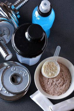 Peynir altı suyu protein tat vanilya ve çikolata