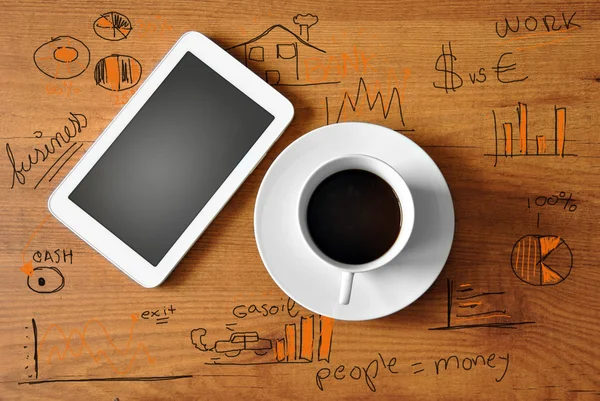Káva s digitálním tabletu — Stock fotografie