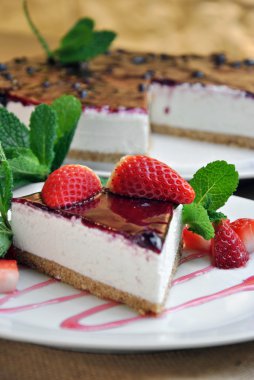 çilek Cheesecake 