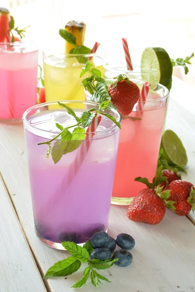 Mojito cocktail of several tropical flavors — Stock Photo, Image