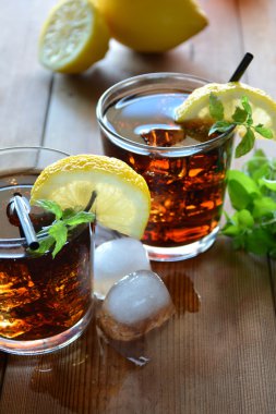 Cuba Libre kokteyl iki bardak