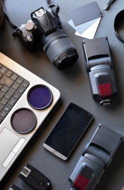 Masaüstü fotoğraf ekipmanı ile