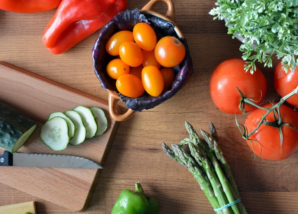 Différents types de légumes frais — Photo