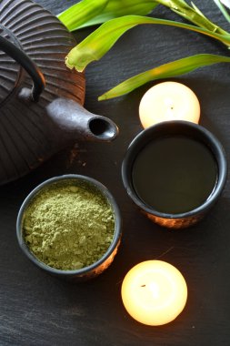 Japon çay su ısıtıcısı dolu bardak 