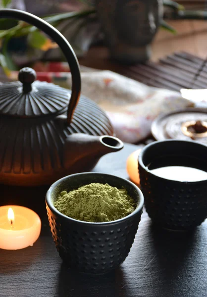 Cups filled with Japanese tea — Stock Photo, Image