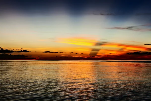 Solnedgång i Indiska oceanen — Stockfoto