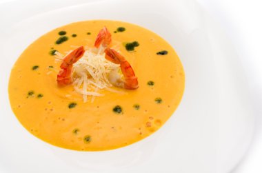 Kremalı karides çorbası