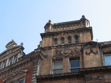 Klasik İngiliz binanın üst mimarisi