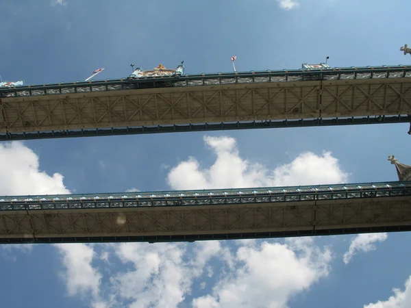 Lodon-Turmbrücke — Stockfoto