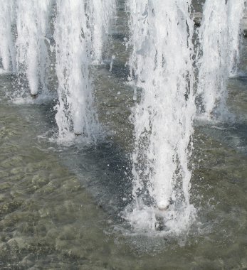 Çeşme jetleri patlak