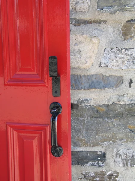 Porte rouge ouverte — Photo