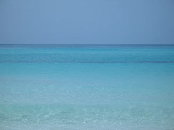 Un océan parfaitement calme — Photo
