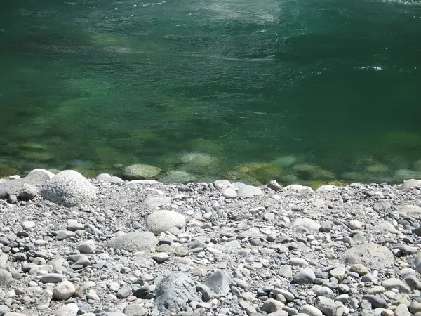 川や石 — ストック写真