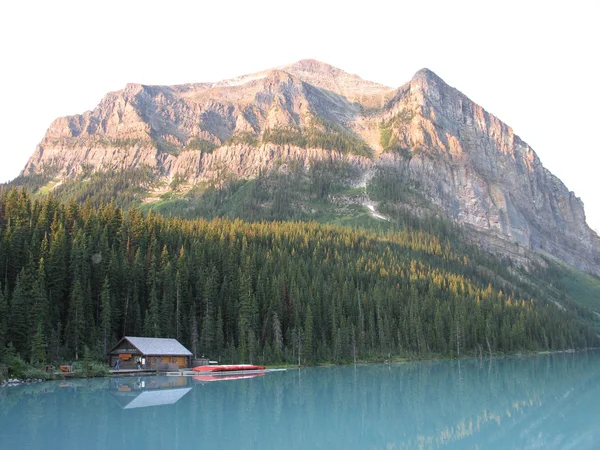 Hütte am See — Stockfoto