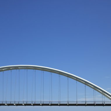 Modern beyaz Köprüsü