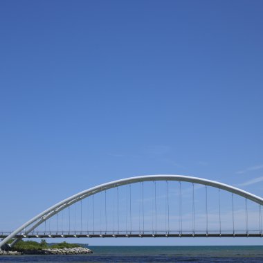 Modern beyaz Köprüsü