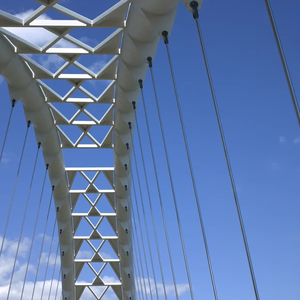 Ponte branca moderna — Fotografia de Stock