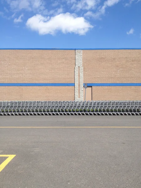Shopping cart row — Stock Photo, Image