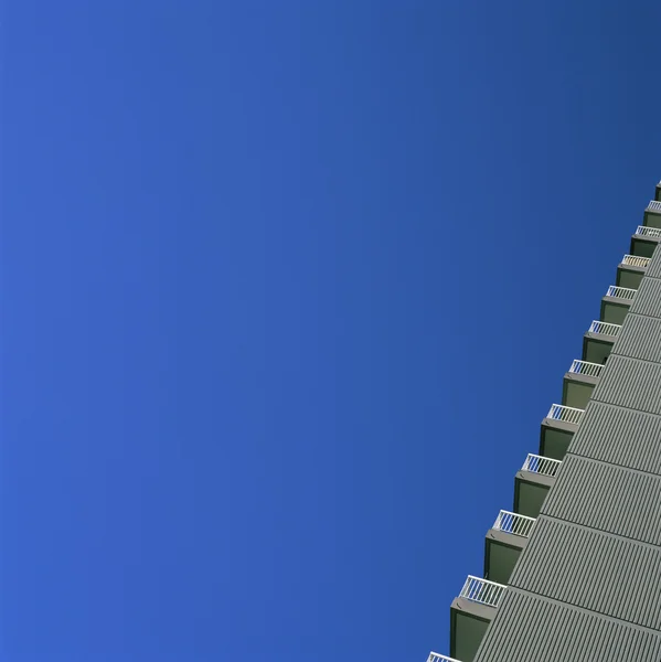 Balkonger til skyskrapere – stockfoto