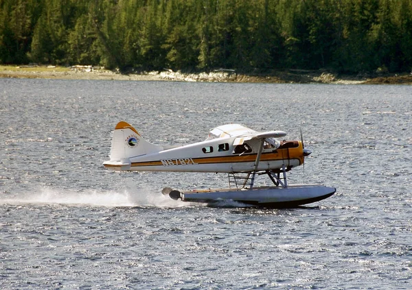 Ketchikan Aljaška Usa Srpen 2012 Malý Hydroplán Pro Místní Dopravu — Stock fotografie