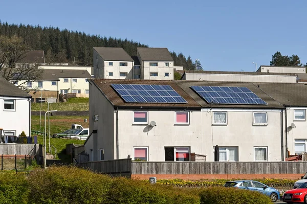 Penrhys Rhondda Valley Wales April 2021 Social Housing Solar Panels — 图库照片