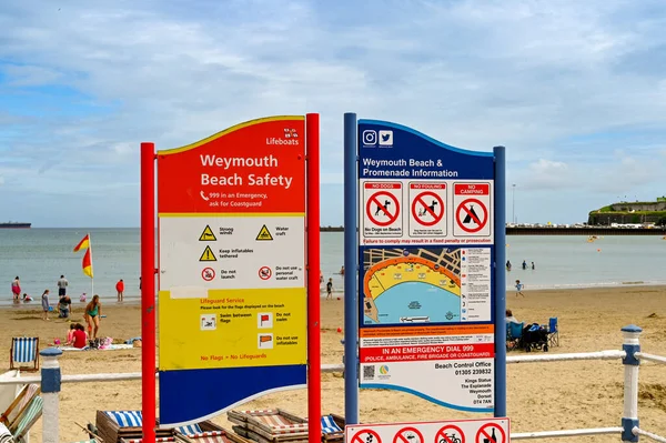 이마우스 2021 여행자 표지판 해변에 적용되는 규칙에 — 스톡 사진