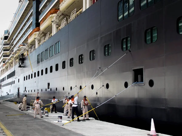 Corfu Griekenland Augustus 2013 Onderhoudsploeg Van Een Cruiseschip Dat Gebruik — Stockfoto