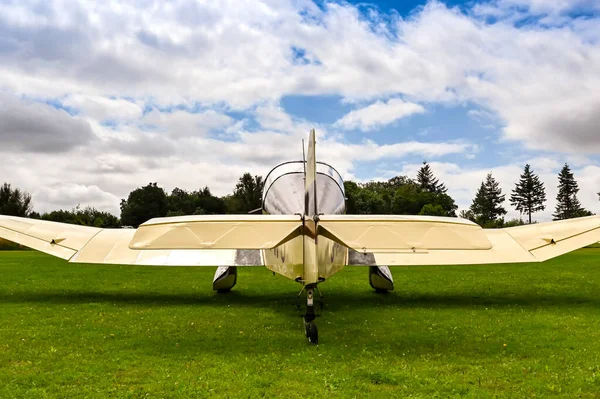 Popham Nära Basingstoke England Augusti 2021 Bakifrån Ett Propellerflygplan Med — Stockfoto
