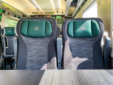 Cardiff 'ten Londra' ya giderken - Ağustos 2021: Great Western trenine birinci sınıf bilet.