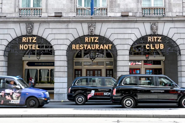 London England August 2021 Entrance Ritz Hotel Restaurant Central London — Stock Photo, Image
