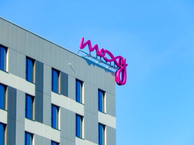 Birmingham, İngiltere - Eylül 2021: Birmingham Ulusal Sergi Merkezi, NEC 'in çatısında imza