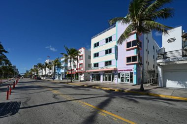 Güney Sahili, Florida 'nın boş sokakları Mart 2020' de kapalı..