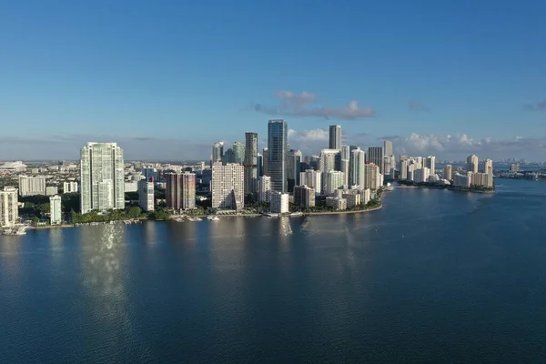 Flygfoto över staden Miami skyline. — Stockfoto