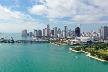 Biscayne Körfezi ve Miami, Florida 'nın hava manzarası.