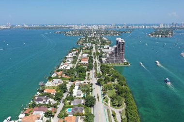 Venedik Geçidi 'nin ve Miami Sahili' nin havadan görünüşü, Florida.