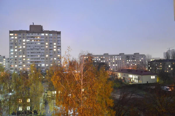 Tiroteio Noturno Cidade Residencial Edifícios — Fotografia de Stock