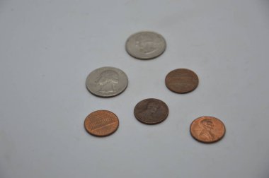 Amerikan madeni parasıyla mali kompozisyon