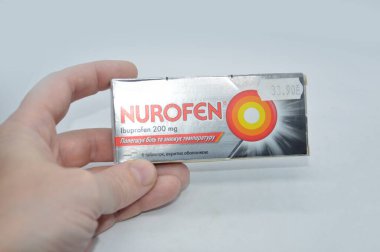 KIEV, UKRAINE - 9 HAZİRAN 2021: Hastalıkların tedavisi için ilaç