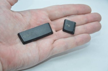 Bilgisayarın çeşitli anahtar kombinasyonları klavye