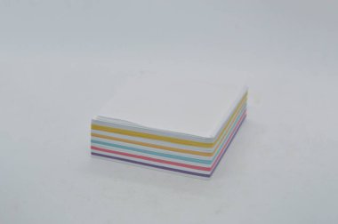 Kırtasiye defteri not kağıdını kısalt