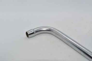 Mutfak ve banyo için eski tesisat.