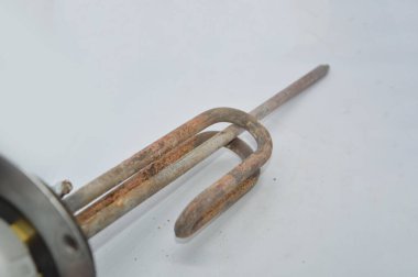 Mutfak ve banyo için eski tesisat.