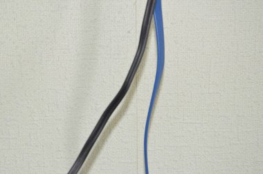 Bilgi ve güç için elektrik kabloları