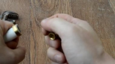 Su temini için tesisat tesisatlarıyla ilgili araç çalışması