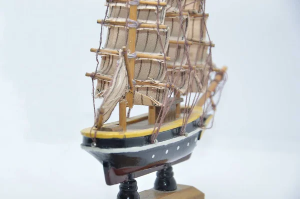 Lackiertes Modell Eines Segelschiffs — Stockfoto