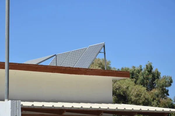 Painéis Solares Para Geração Eletricidade Alternativa — Fotografia de Stock